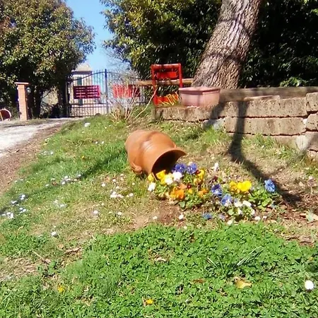 La Grotta Bed & Breakfast