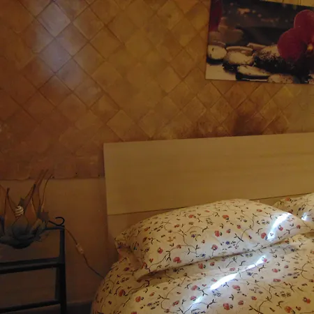 Bed & Breakfast La Grotta 4*