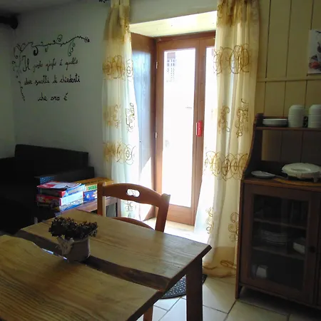 Bed and Breakfast La Grotta 4*